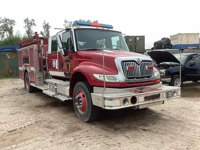2005 international 4400sb brandweerwagen - afbeelding 12 van  26