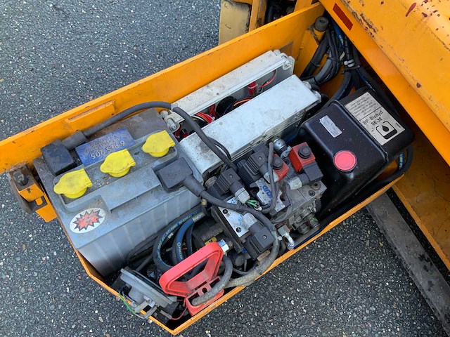 2005 iteco it6080 hoogwerker - afbeelding 9 van  21