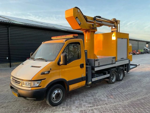 2005 iveco daily 3.0-16v bedrijfswagen - afbeelding 1 van  23