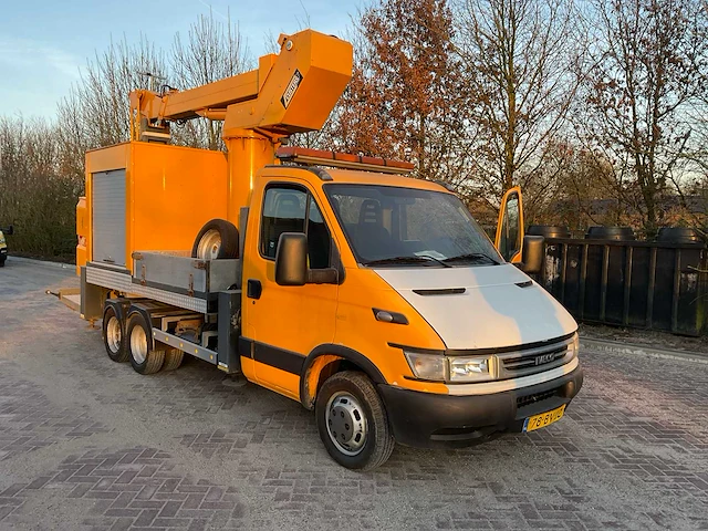 2005 iveco daily 3.0-16v bedrijfswagen - afbeelding 12 van  23