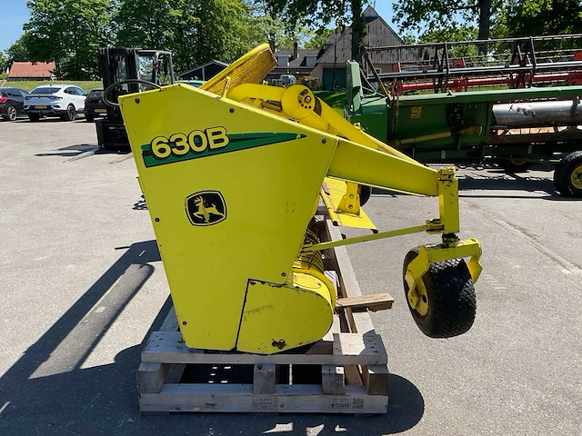 2005 john deere 630b gras pick-up - afbeelding 9 van  12