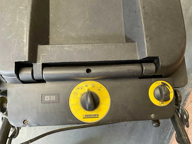 2005 kärcher bd 40/25 c vloerreiniger - afbeelding 7 van  10