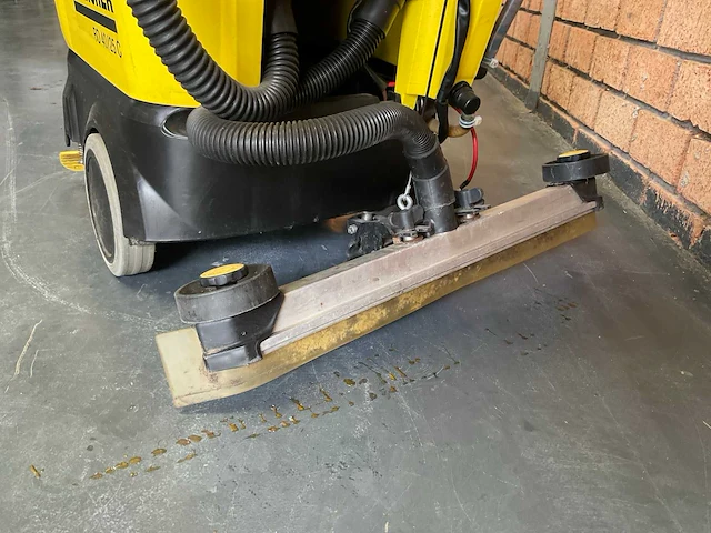2005 kärcher bd 40/25 c vloerreiniger - afbeelding 8 van  10