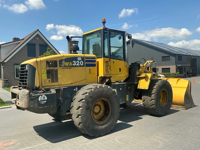 2005 komatsu wa320-5h shovel - afbeelding 14 van  18