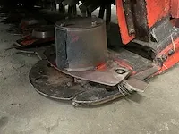 2005 kuhn - fc813 - triple maaier - afbeelding 11 van  12