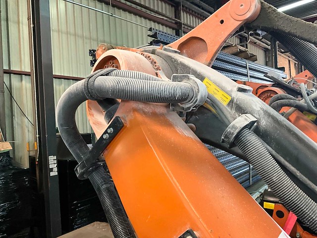2005 kuka kr 180-2 pa 4-assige robotarm - afbeelding 2 van  11