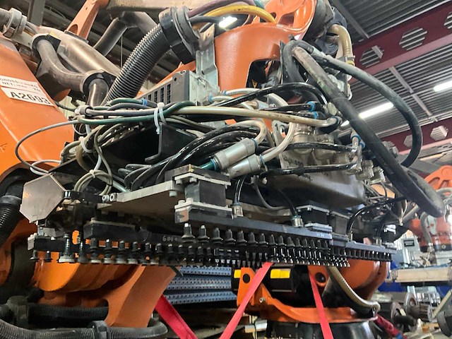 2005 kuka kr 180-2 pa 4-assige robotarm - afbeelding 7 van  11