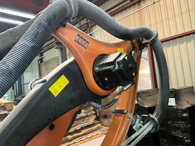 2005 kuka kr 180-2 pa 4-assige robotarm - afbeelding 9 van  11