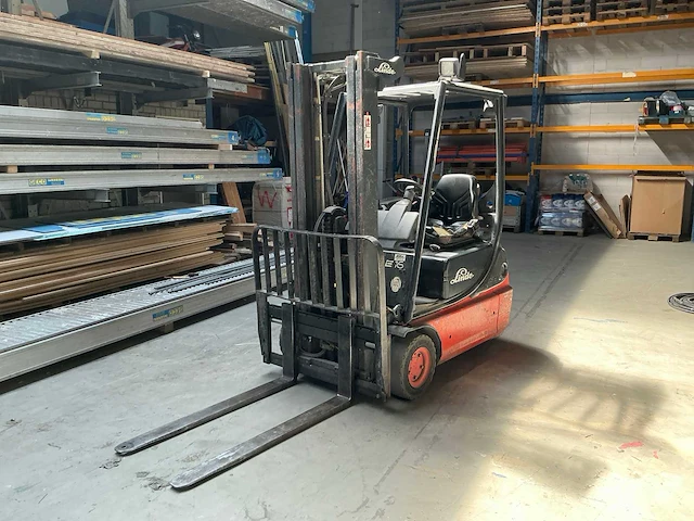 2005 linde e16 vorkheftruck - afbeelding 1 van  25