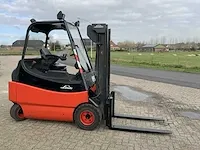 2005 linde e30 /03 / 600 heftruck - afbeelding 19 van  22