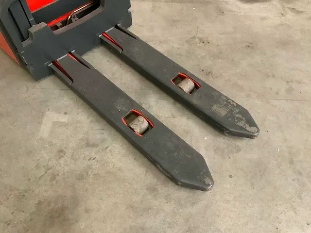2005 linde l10b stapelaar - afbeelding 8 van  10