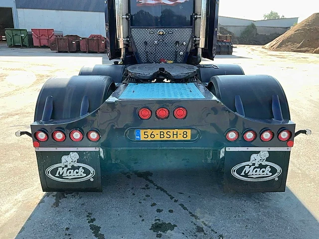2005 mack vrachtwagen - afbeelding 14 van  50