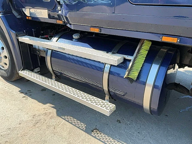 2005 mack vrachtwagen - afbeelding 17 van  50