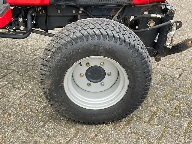 2005 massey ferguson 1528 smalspoor- en compacttractor - afbeelding 2 van  21