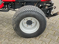 2005 massey ferguson 1528 smalspoor- en compacttractor - afbeelding 2 van  21