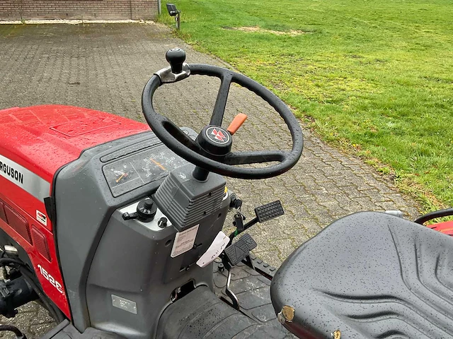 2005 massey ferguson 1528 smalspoor- en compacttractor - afbeelding 10 van  21