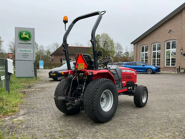 2005 massey ferguson 1528 smalspoor- en compacttractor - afbeelding 17 van  21