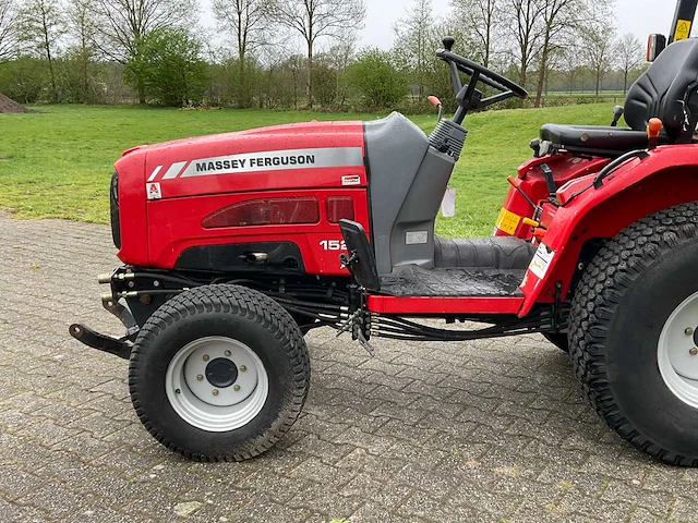 2005 massey ferguson 1528 smalspoor- en compacttractor - afbeelding 19 van  21