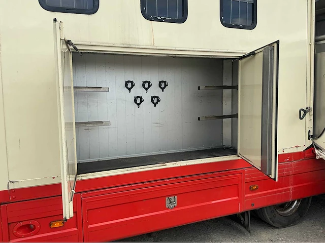 2005 mercedes-benz atego 1223 paarden vrachtwagen - afbeelding 7 van  19
