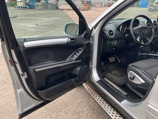 2005 mercedes-benz ml 280 cdi personenauto - afbeelding 4 van  28