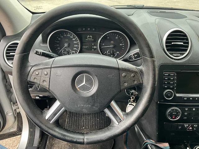 2005 mercedes-benz ml 280 cdi personenauto - afbeelding 7 van  28