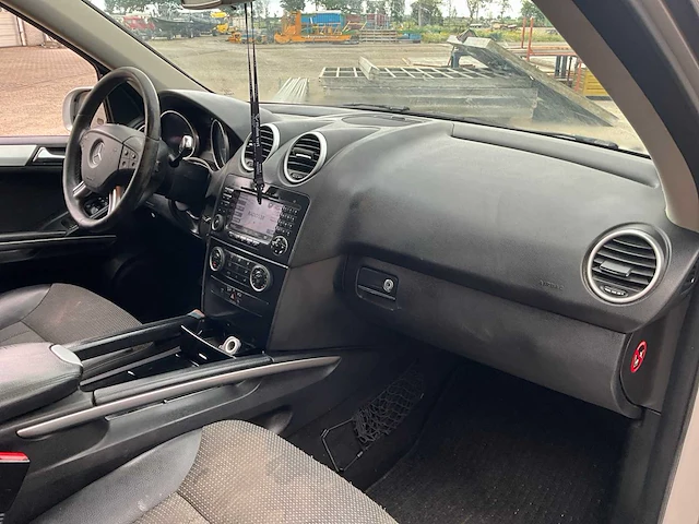 2005 mercedes-benz ml 280 cdi personenauto - afbeelding 15 van  28