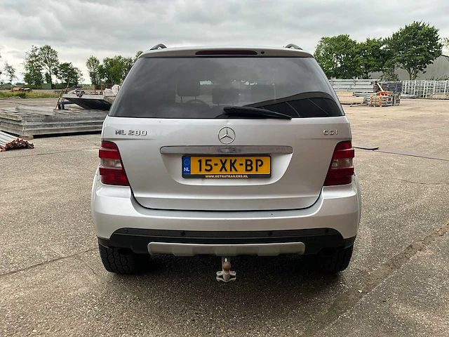 2005 mercedes-benz ml 280 cdi personenauto - afbeelding 24 van  28