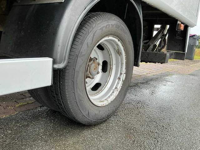 2005 mercedes-benz sprinter 413 cdi 2.2 bedrijfswagen - afbeelding 13 van  47