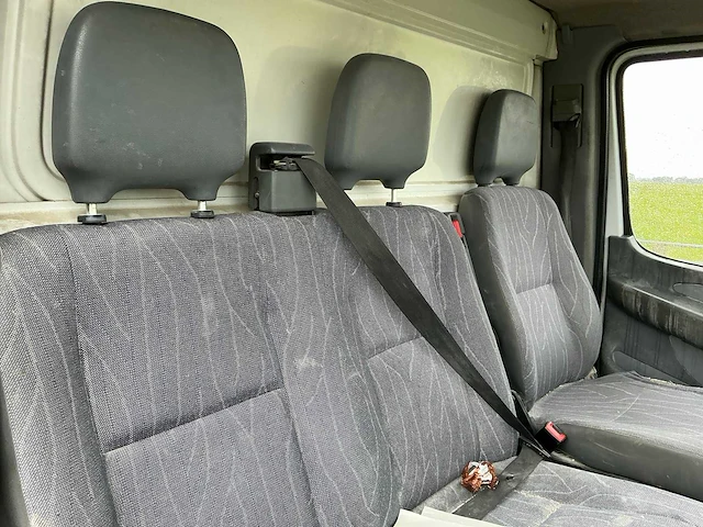 2005 mercedes-benz sprinter 413 cdi 2.2 bedrijfswagen - afbeelding 33 van  47