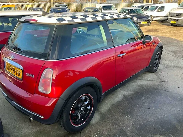 2005 mini cooper 1.6 pepper personenauto - afbeelding 15 van  20