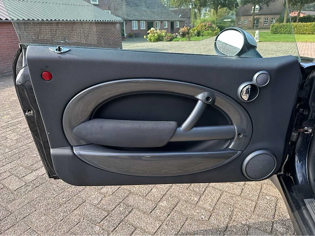 2005 mini cooper one personenauto - afbeelding 18 van  35