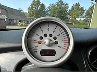 2005 mini cooper one personenauto - afbeelding 25 van  35