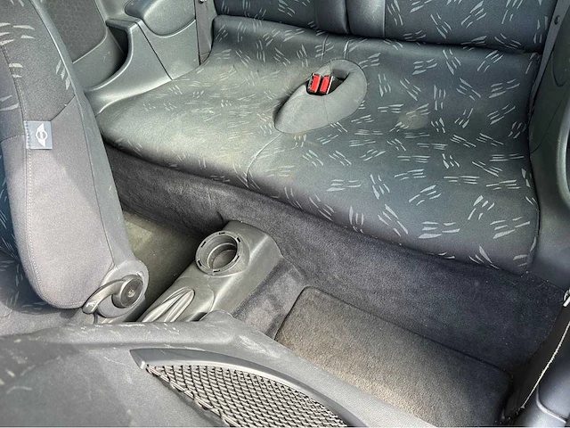 2005 mini cooper personenauto - afbeelding 16 van  35