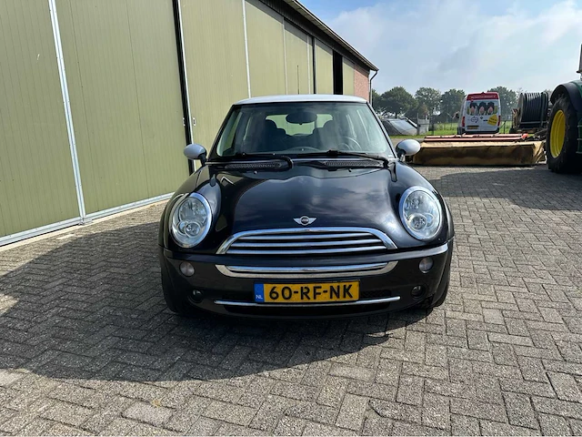 2005 mini cooper personenauto - afbeelding 31 van  35