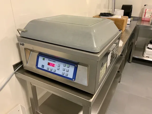 2005 multivac a300/16 vacuümmachine - afbeelding 1 van  13