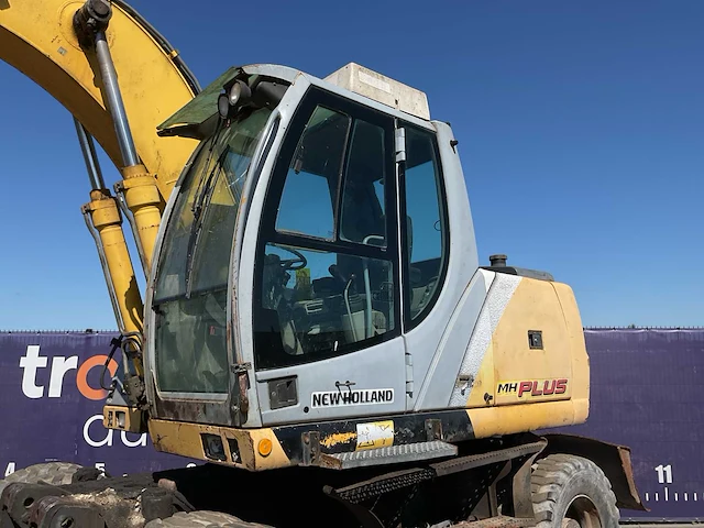 2005 new holland mh plus banden graafmachine - afbeelding 14 van  18