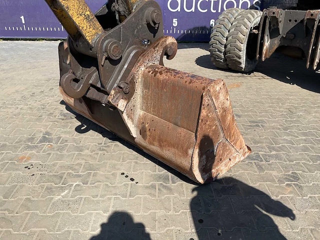 2005 new holland mh plus banden graafmachine - afbeelding 16 van  18