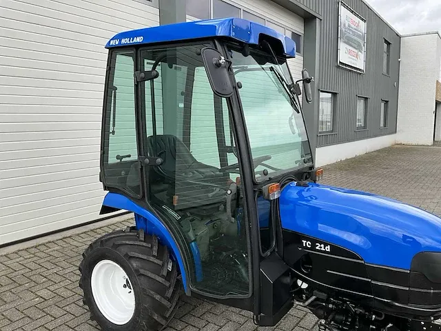 2005 new holland tc 21d minitractor - afbeelding 11 van  31