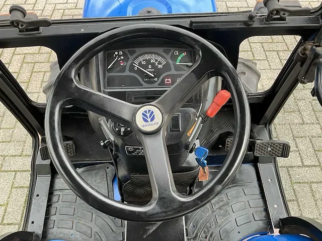 2005 new holland tc 21d minitractor - afbeelding 14 van  31