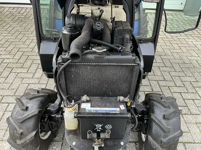 2005 new holland tc 21d minitractor - afbeelding 23 van  31
