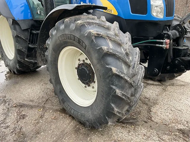2005 new holland ts125a vierwielaangedreven landbouwtractor - afbeelding 4 van  31