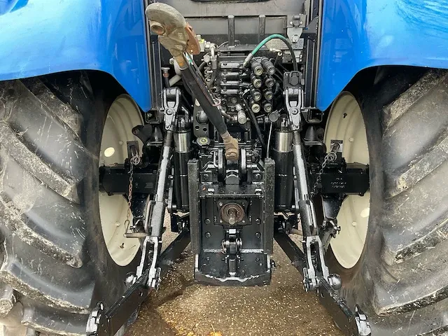 2005 new holland ts125a vierwielaangedreven landbouwtractor - afbeelding 10 van  31