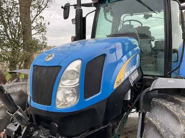 2005 new holland ts125a vierwielaangedreven landbouwtractor - afbeelding 30 van  31