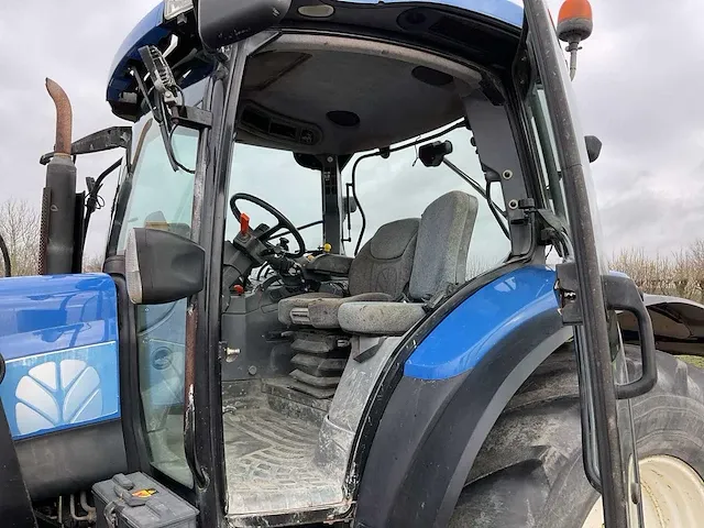 2005 new holland ts125a vierwielaangedreven landbouwtractor - afbeelding 16 van  38