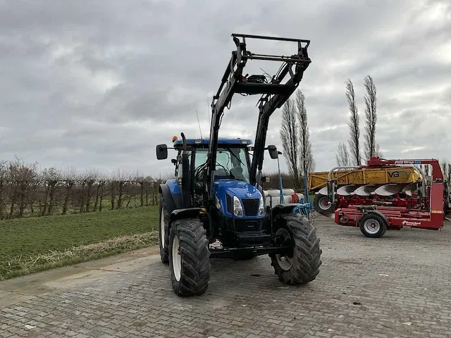 2005 new holland ts125a vierwielaangedreven landbouwtractor - afbeelding 35 van  38