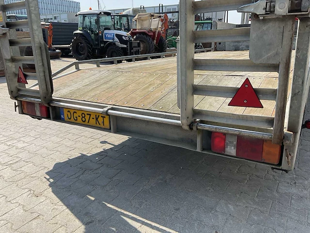 2005 nissan atleon be-trekker met oplegger - afbeelding 28 van  32