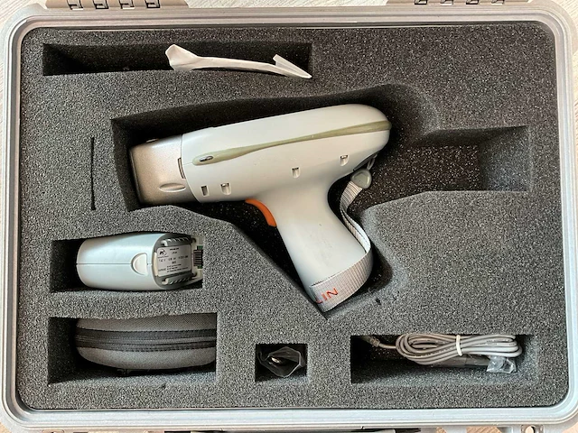2005 niton xlt 793 kwz detector analytische apparaat - afbeelding 11 van  17