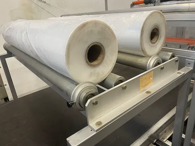 2005 novopac anl 150 glas inpakmachine en folie snijmachine - afbeelding 20 van  36