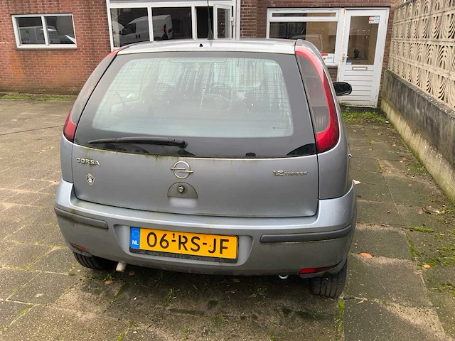 2005 opel corsa personenauto - afbeelding 4 van  9