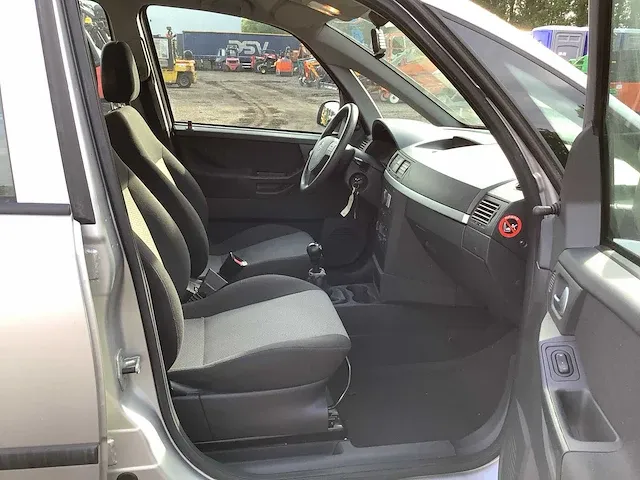 2005 opel meriva personenauto - afbeelding 16 van  31